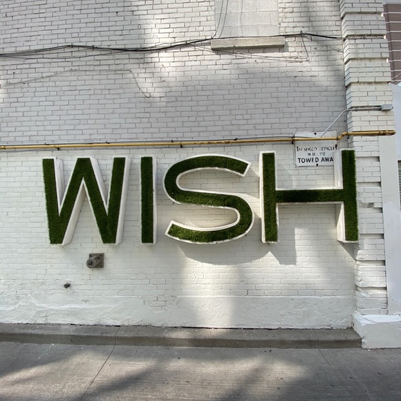 Meet your Posher, Mario - Picture 1 of 1